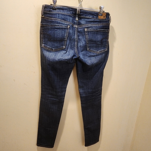 American Eagle Outfitters Women's washed blue skinny Jeans size 6 - Picture 9 of 10